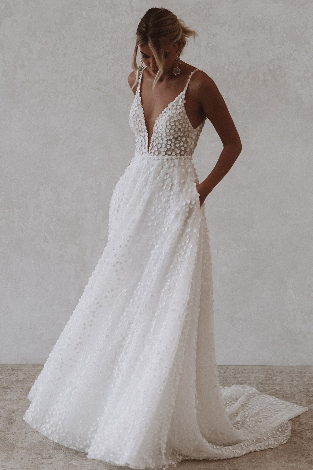 LOUIE FLOWY