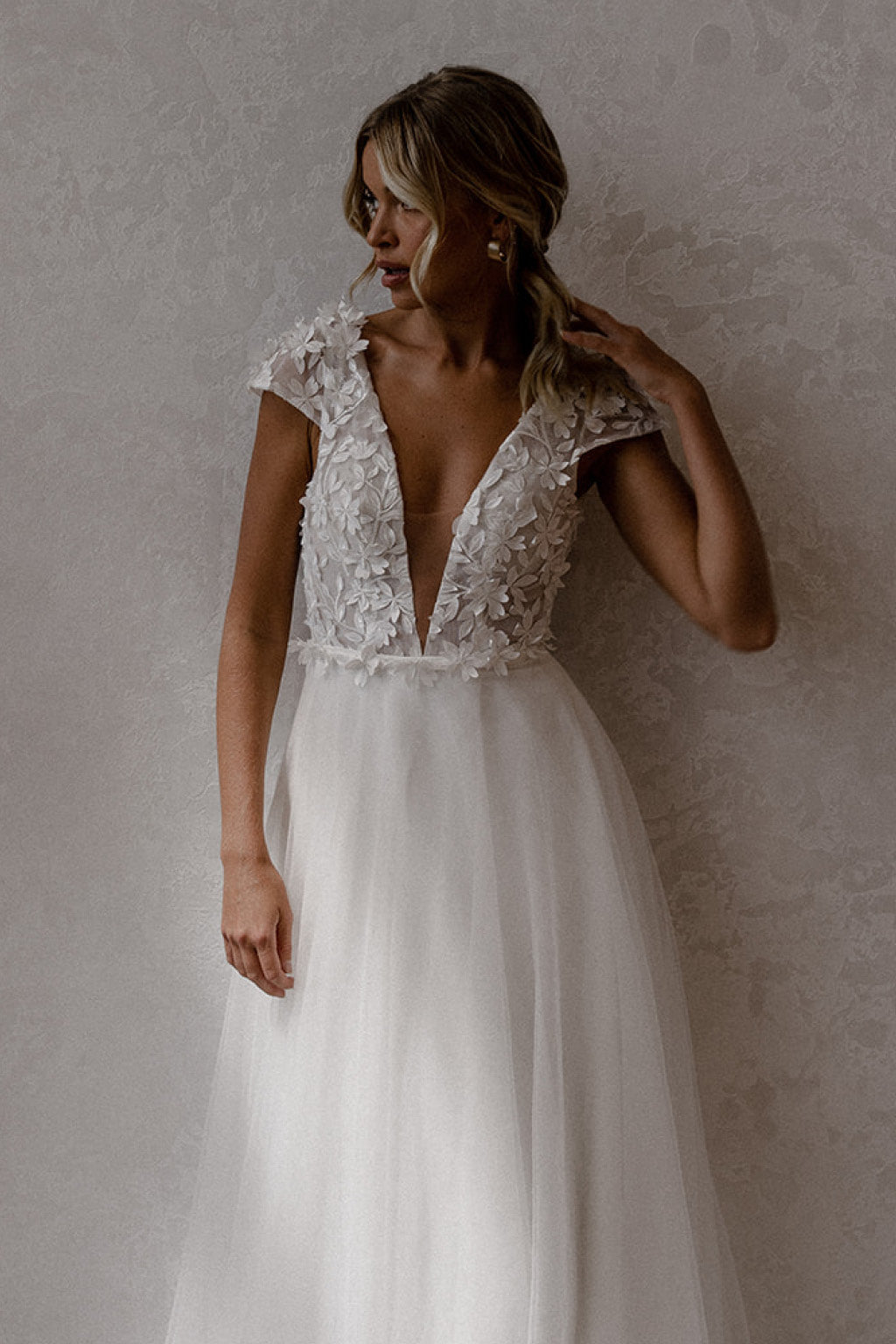 REMOVABLE FLOWY SKIRT