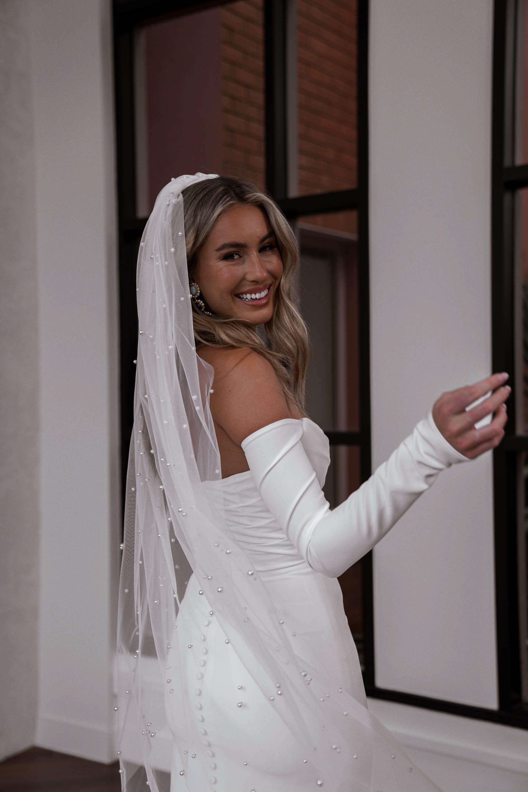 SHORT PEARL VEIL (STOCKIST) 2 SHORT PEARL VEIL (STOCKIST)