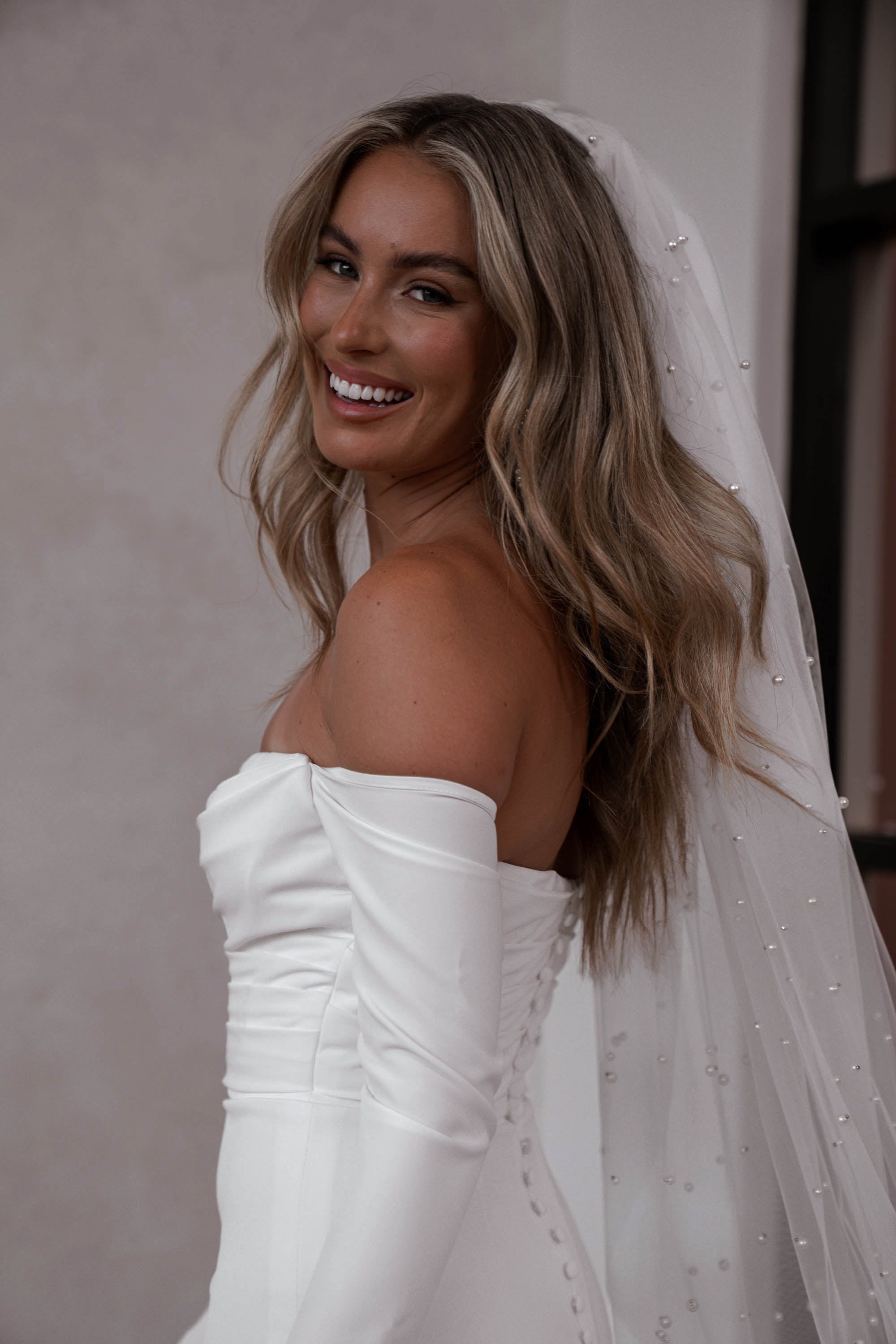 SHORT PEARL VEIL (STOCKIST) 4 SHORT PEARL VEIL (STOCKIST)