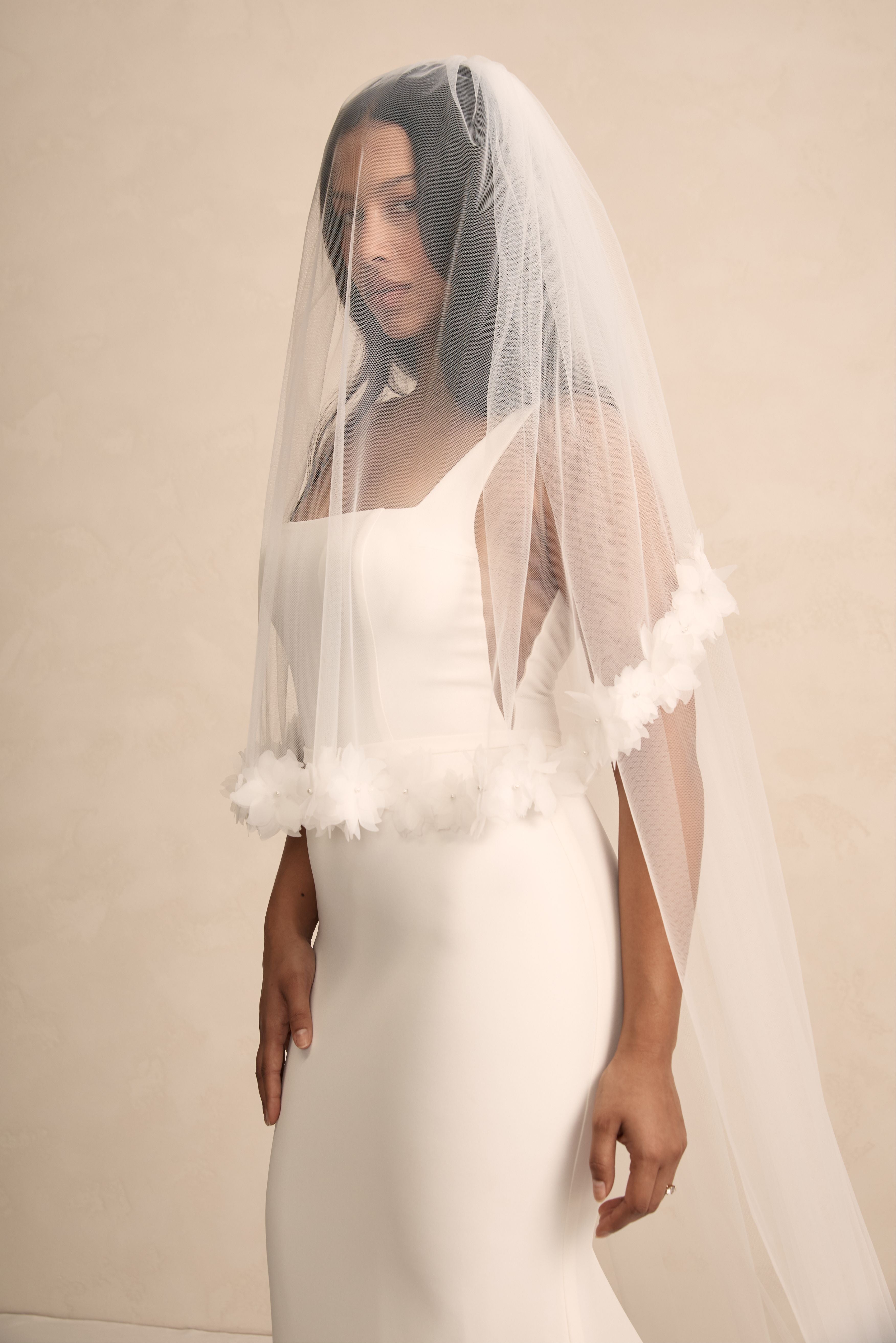 FAY VEIL 4 FAY VEIL