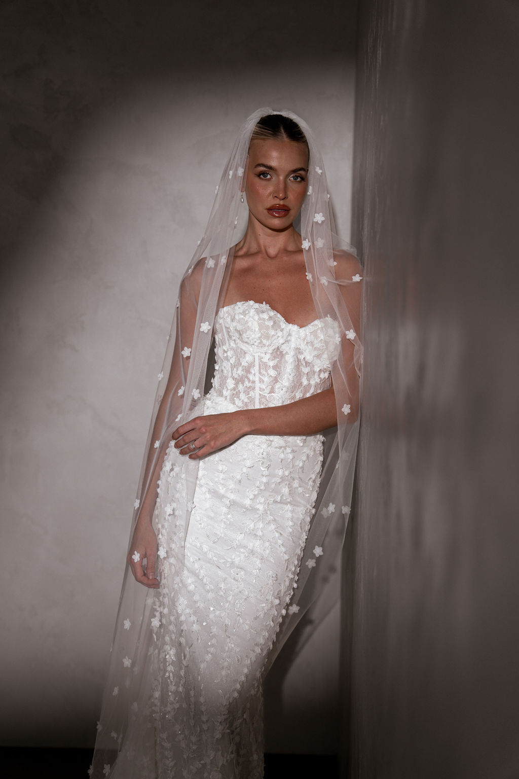 POSIE VEIL