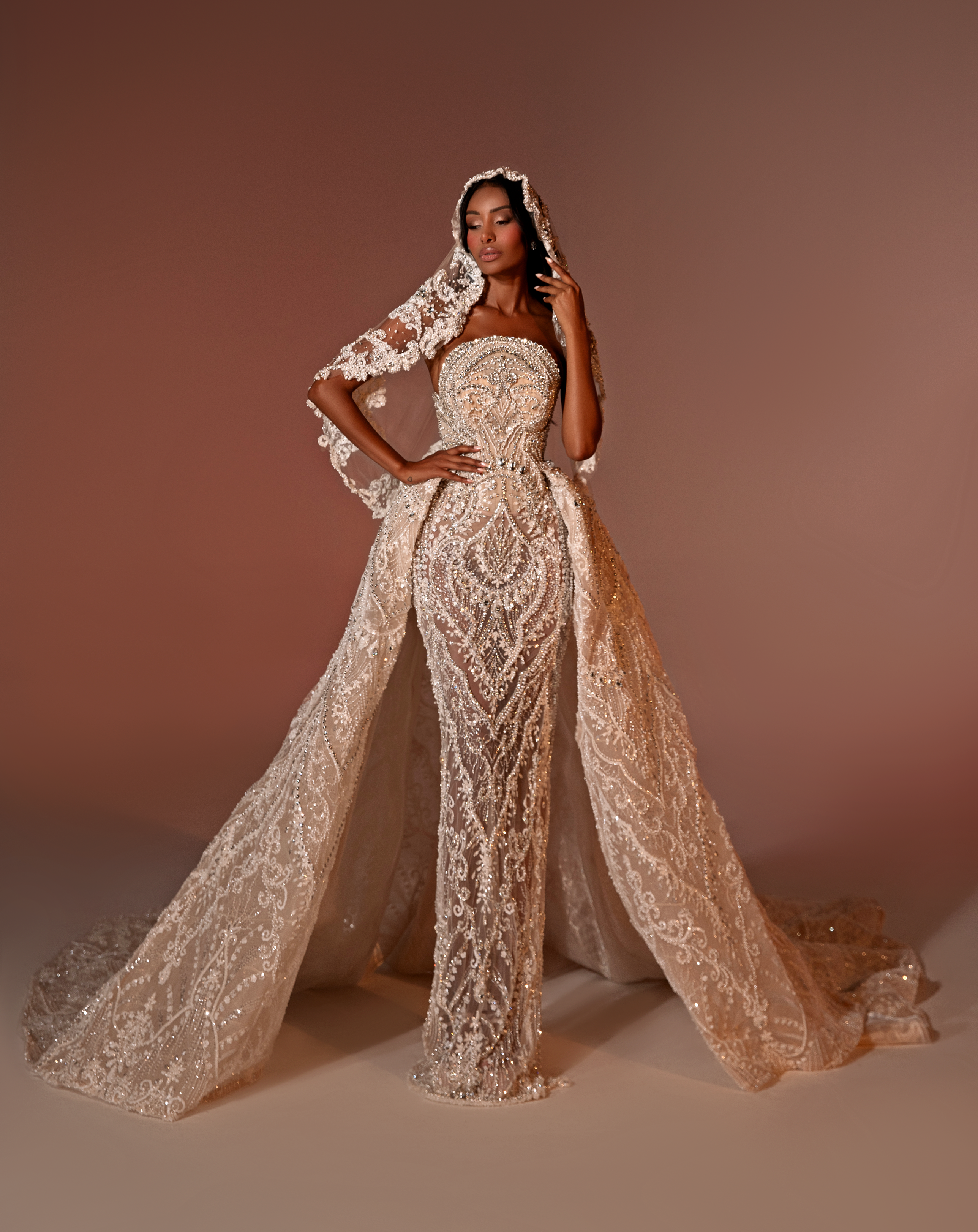 Crystal Corset of Bridal Dress With Veil